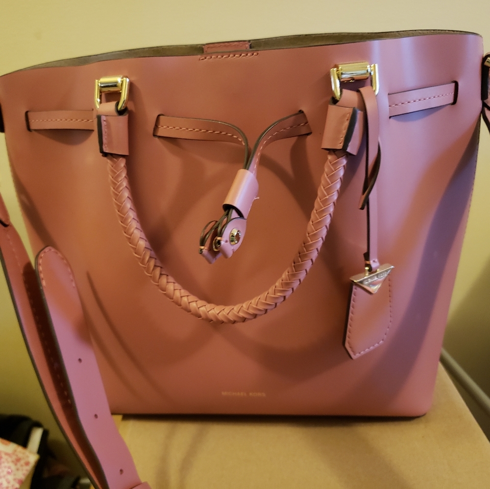 Michael Kors bucket bag